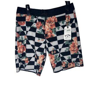 Billabong Pro Performance Boardshorts Size 30 Black & White Floral Pattern NEW